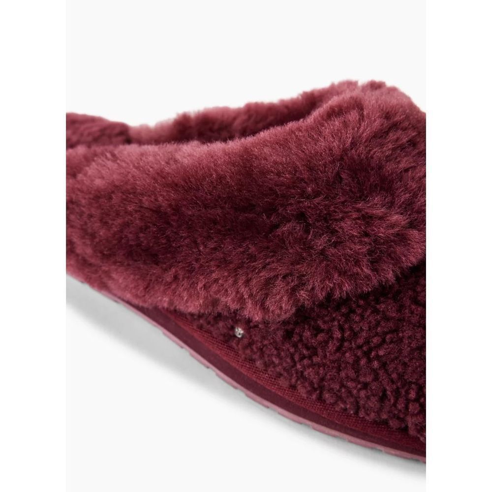 NWT Aritzia Tna Teddy Australian sheepskin slippers Burgundy - Picture 6 of 7